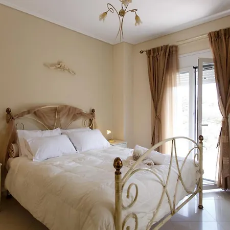Galinis Luxury Villas דירה קאטו אלמירי