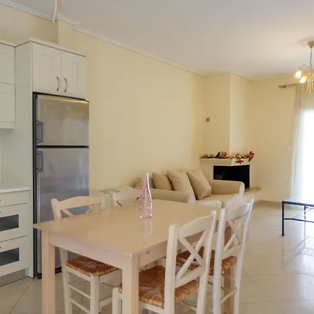 Galinis Luxury Villas דירה קאטו אלמירי