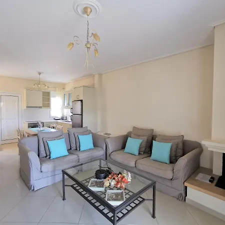 Galinis Luxury Villas קאטו אלמירי